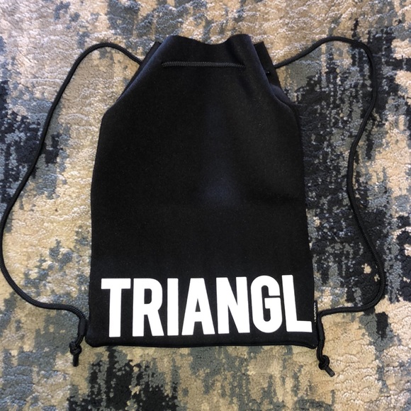 Normal Bottom swimsuit set with bag. - Picture 6 of 8